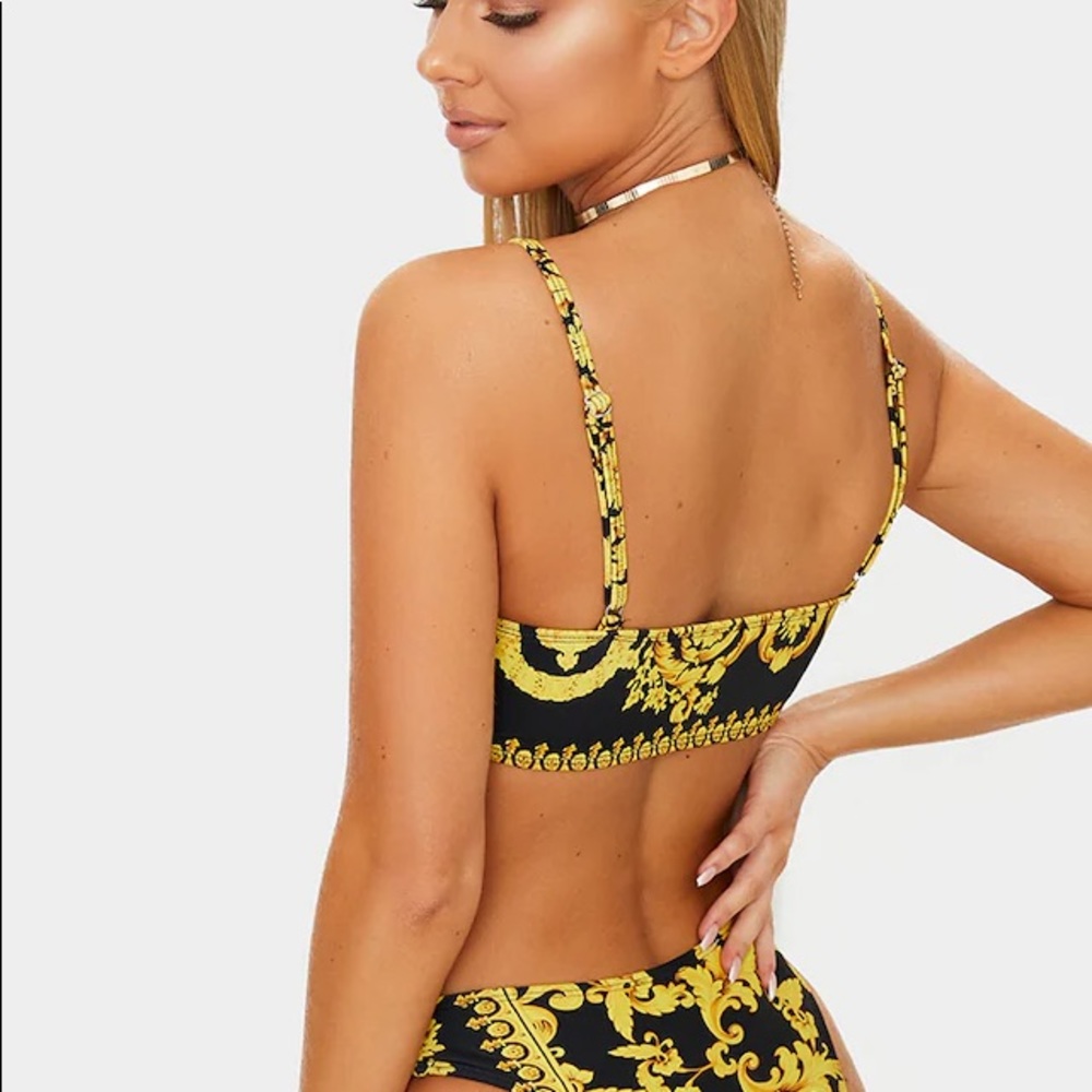 Black Chain Print Low Scoop Neck Bikini Top - Picture 6 of 8